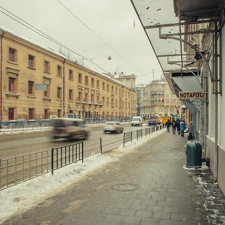 Mini Hotel Barvy Lvova On Horodotska St. Kültér fotó